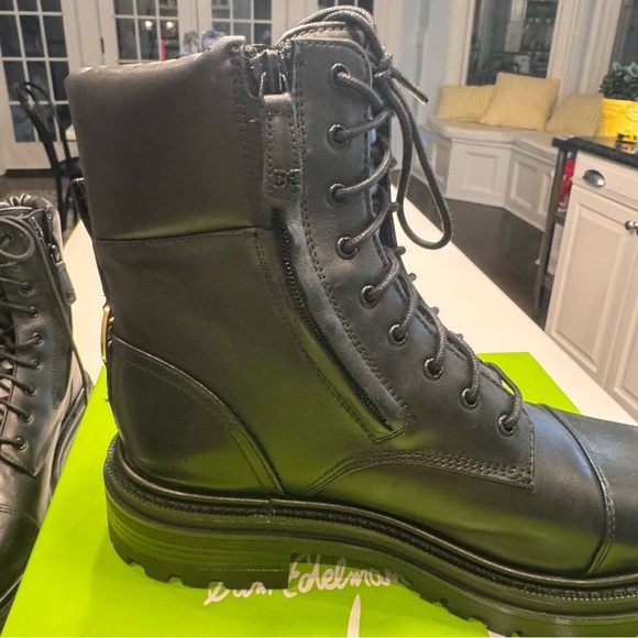 Sam Edelman Women's Black Aleia Round Toe Lace Up Combat Boots Size 9M NIB - Picture 7 of 13